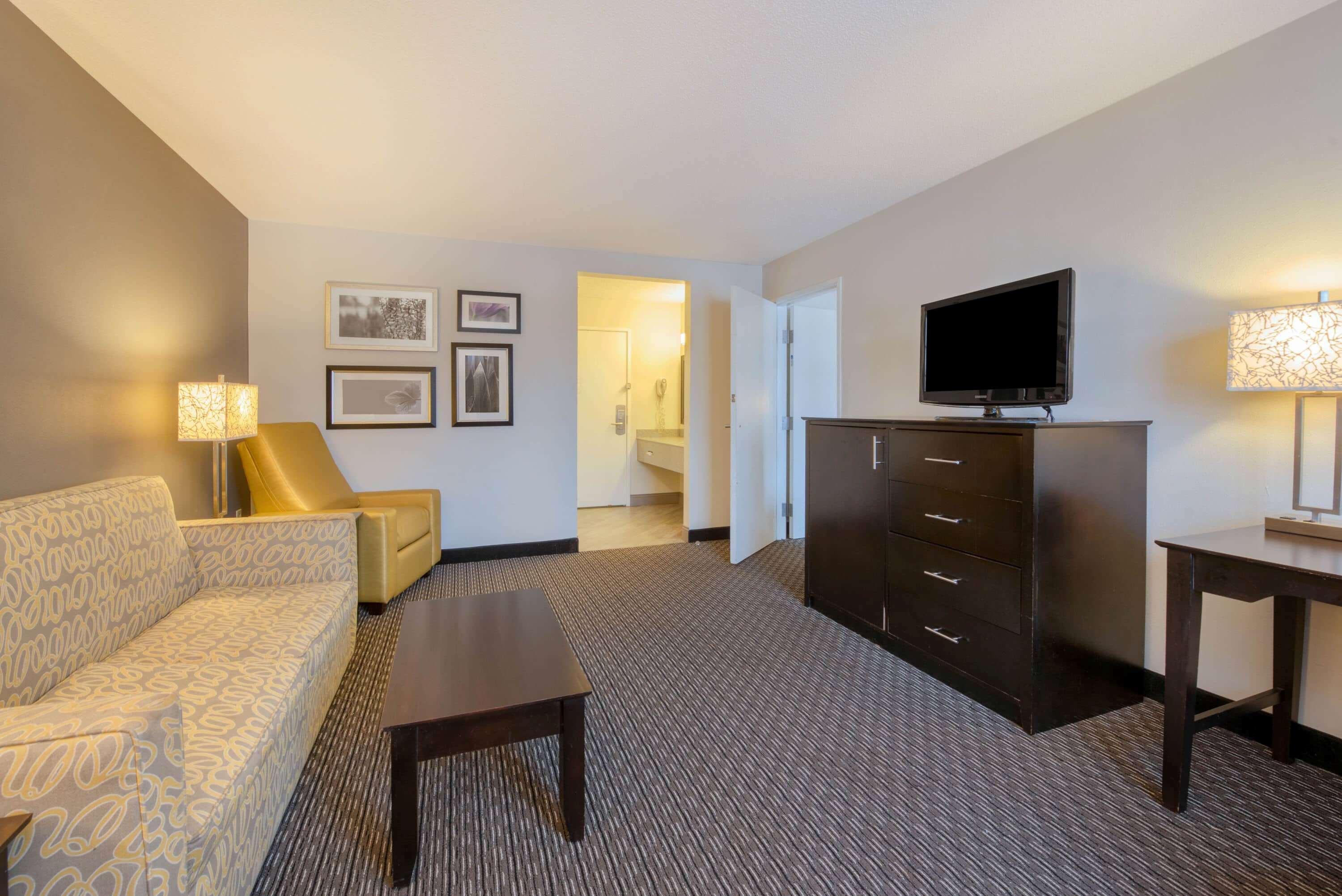 La Quinta By Wyndham Cleveland Macedonia Hotel Eksteriør billede