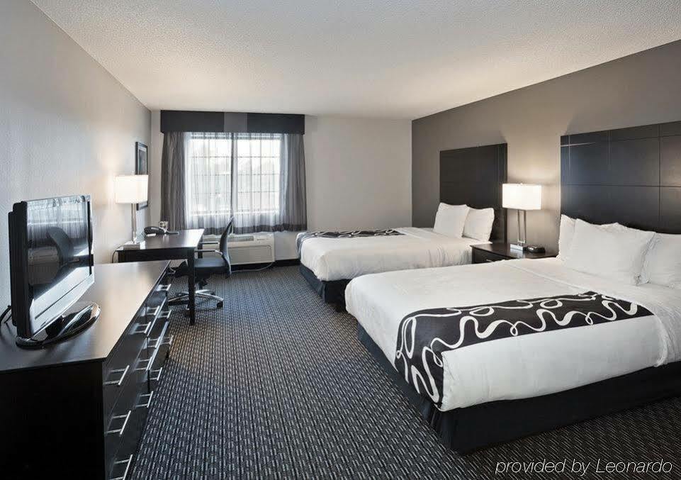 La Quinta By Wyndham Cleveland Macedonia Hotel Eksteriør billede