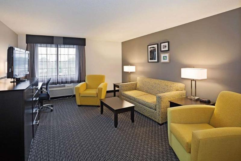 La Quinta By Wyndham Cleveland Macedonia Hotel Eksteriør billede